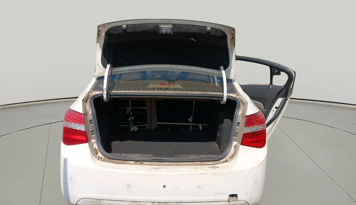 2010 Chevrolet Cruze LTZ, Diesel, Manual, 1,10,120 km, exterior