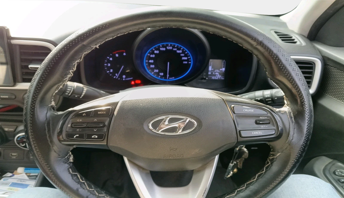 2020 Hyundai VENUE SX 1.5 CRDI, Diesel, Manual, 1,55,271 km, interior