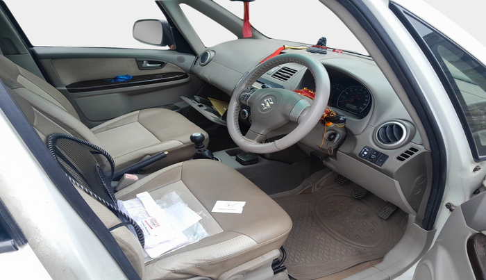 2010 Maruti SX4 ZXI, Petrol, Manual, 1,05,821 km, interior