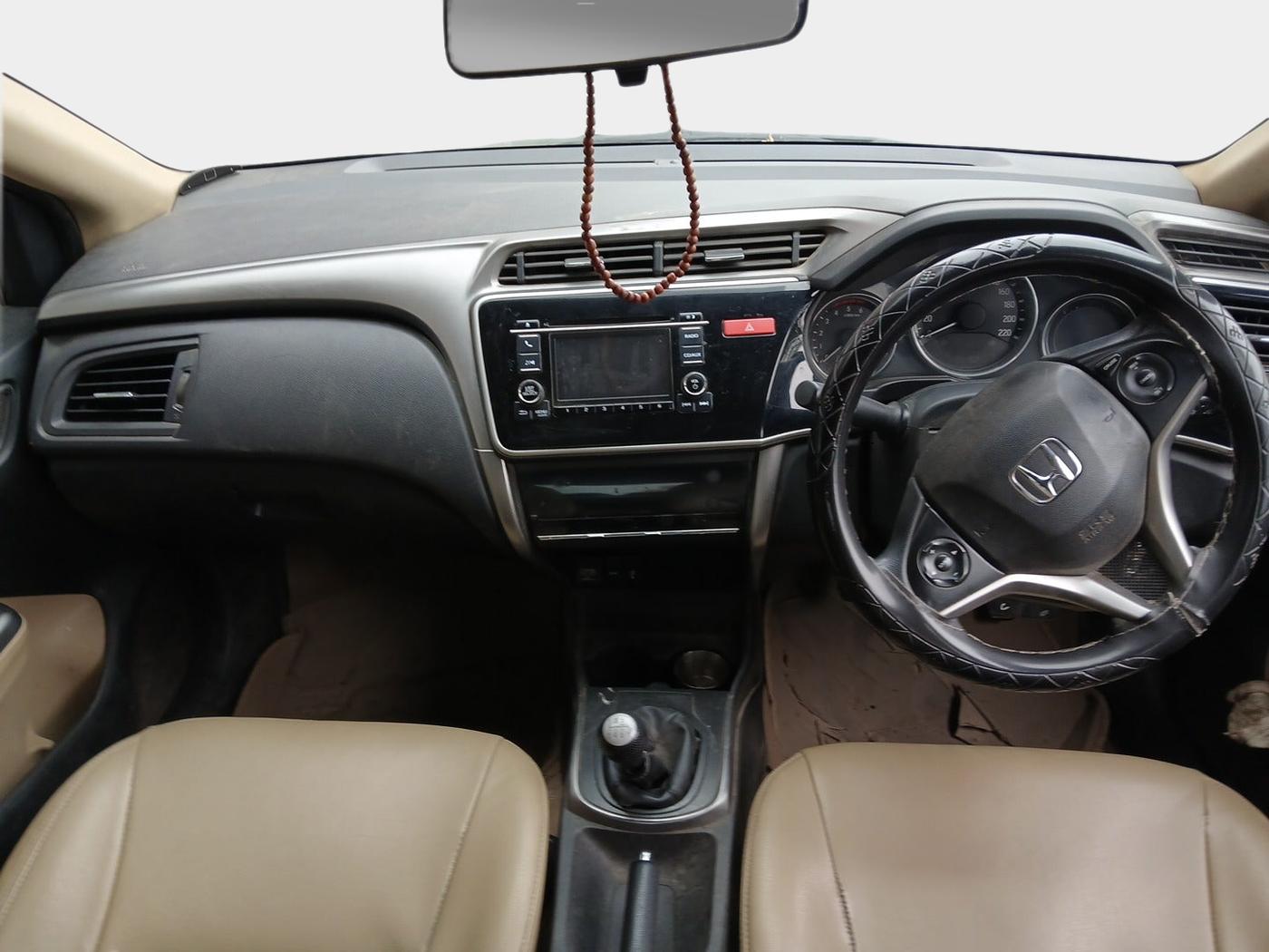 2014 Honda City 1.5L I-DTEC V, Diesel, Manual, 1,27,903 km, interior