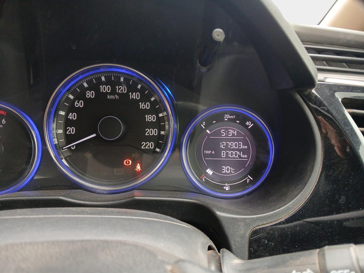 2014 Honda City 1.5L I-DTEC V, Diesel, Manual, 1,27,903 km, interior