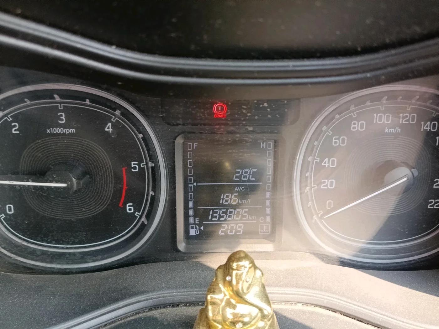 2017 Maruti Vitara Brezza ZDI PLUS, Diesel, Manual, 1,36,500 km, interior