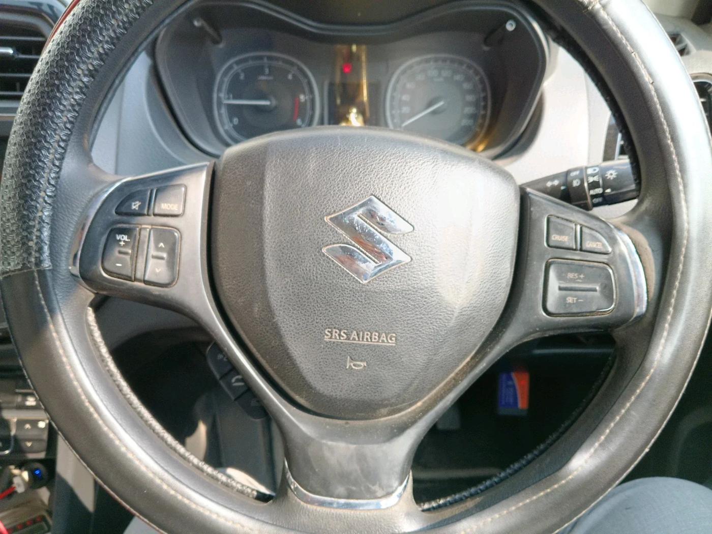 2017 Maruti Vitara Brezza ZDI PLUS, Diesel, Manual, 1,36,500 km, interior