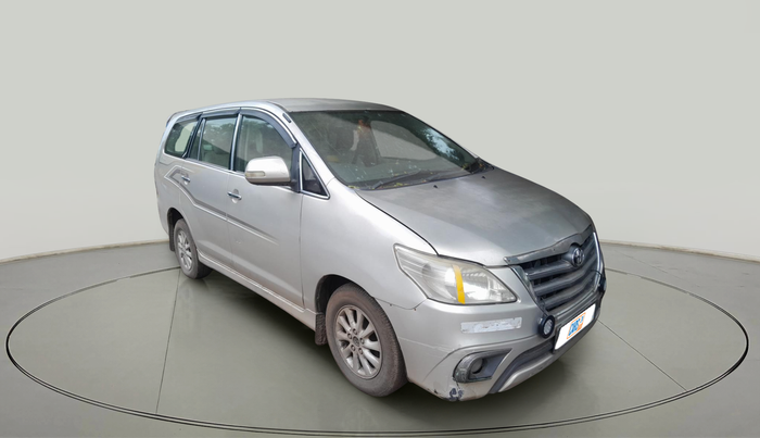 2013 Toyota Innova 2.5 VX 7 STR, Diesel, Manual, 2,07,670 km, exterior