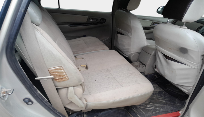 2013 Toyota Innova 2.5 VX 7 STR, Diesel, Manual, 2,07,670 km, interior