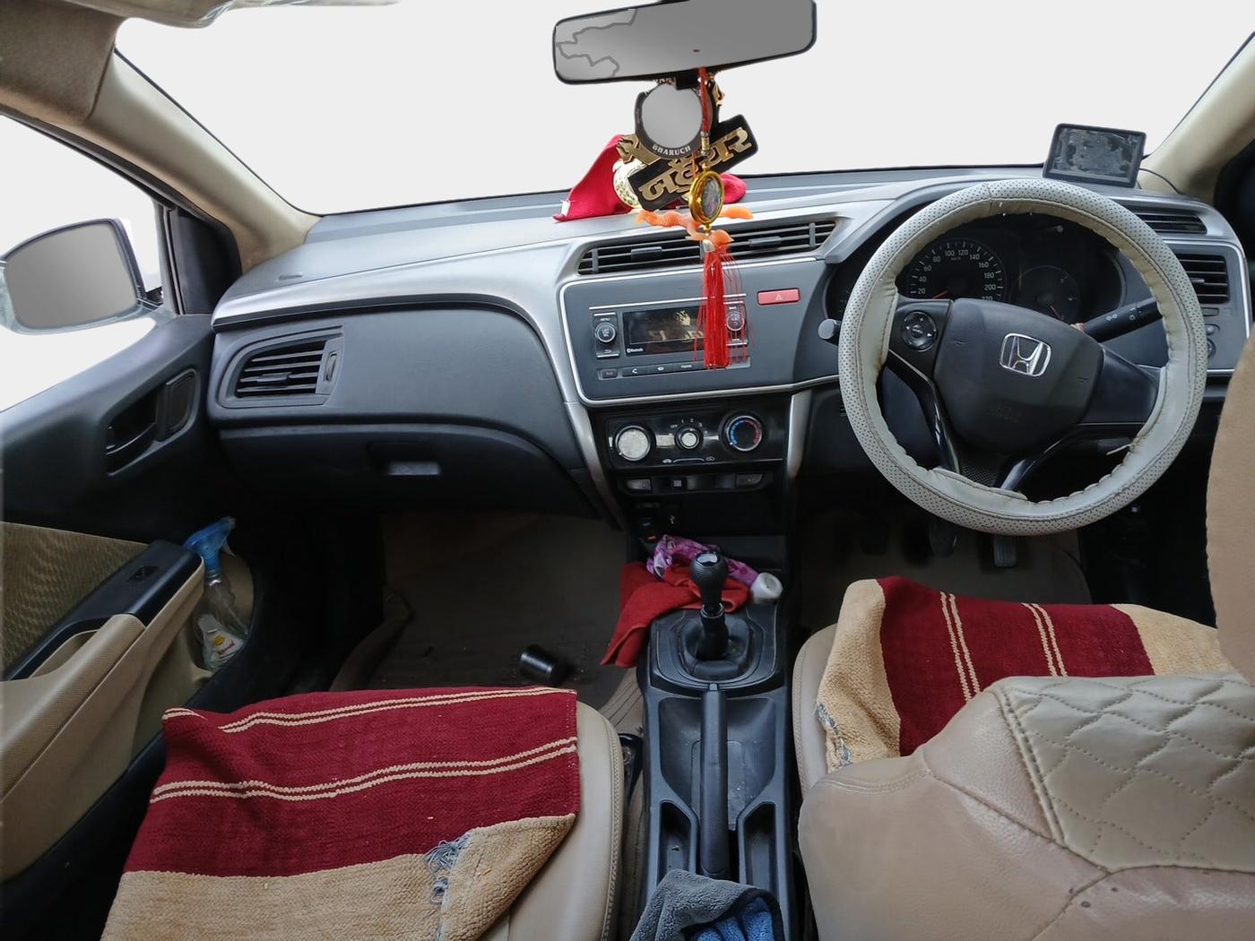 2015 Honda City 1.5L I-VTEC S MT, Petrol, Manual, 1,03,226 km, interior