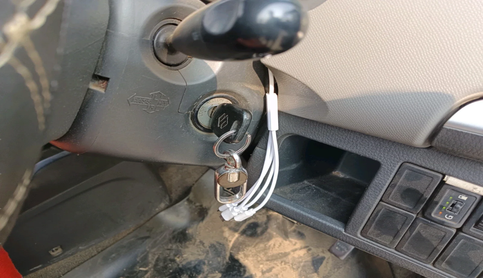 2011 Maruti Wagon R 1.0 LXI, Petrol, Manual, 78,889 km, interior