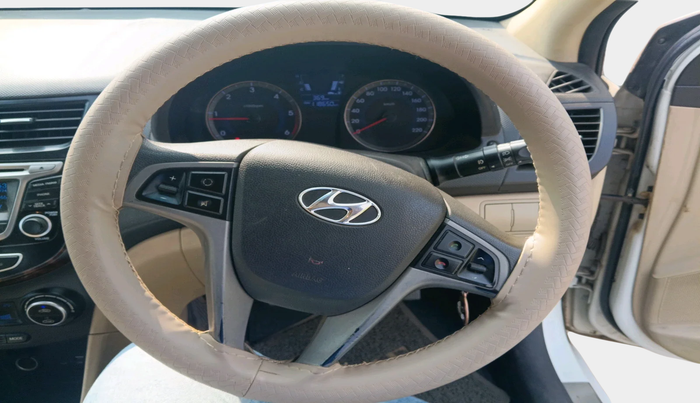 2015 Hyundai Verna FLUIDIC 1.6 CRDI S 4S, Diesel, Manual, 1,18,650 km, interior