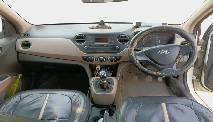 2013 Hyundai Grand i10 SPORTZ 1.1 CRDI, Diesel, Manual, 1,87,000 km, interior