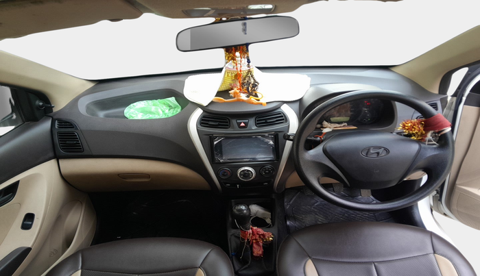 2017 Hyundai Eon ERA +, Petrol, Manual, 28,810 km, interior