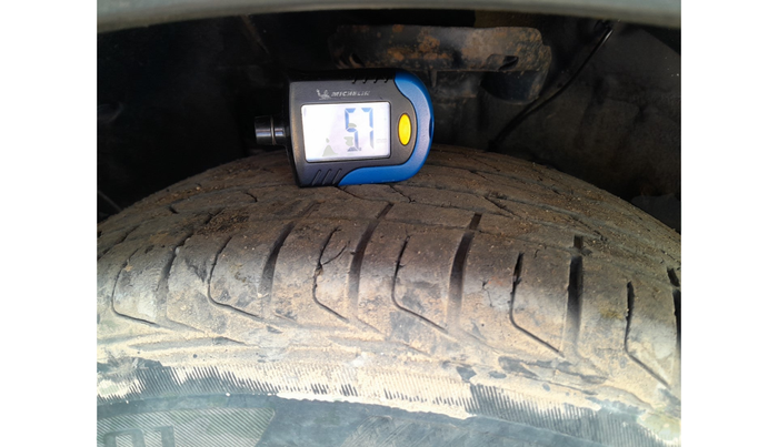 2020 Hyundai VENUE SX 1.4 CRDI, Diesel, Manual, 1,19,751 km, tyre