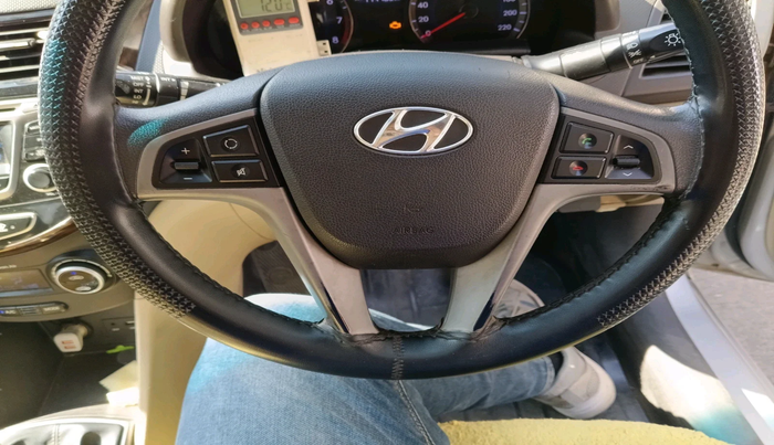 2016 Hyundai Verna 1.6 VTVT S, Petrol, Manual, 1,14,162 km, interior