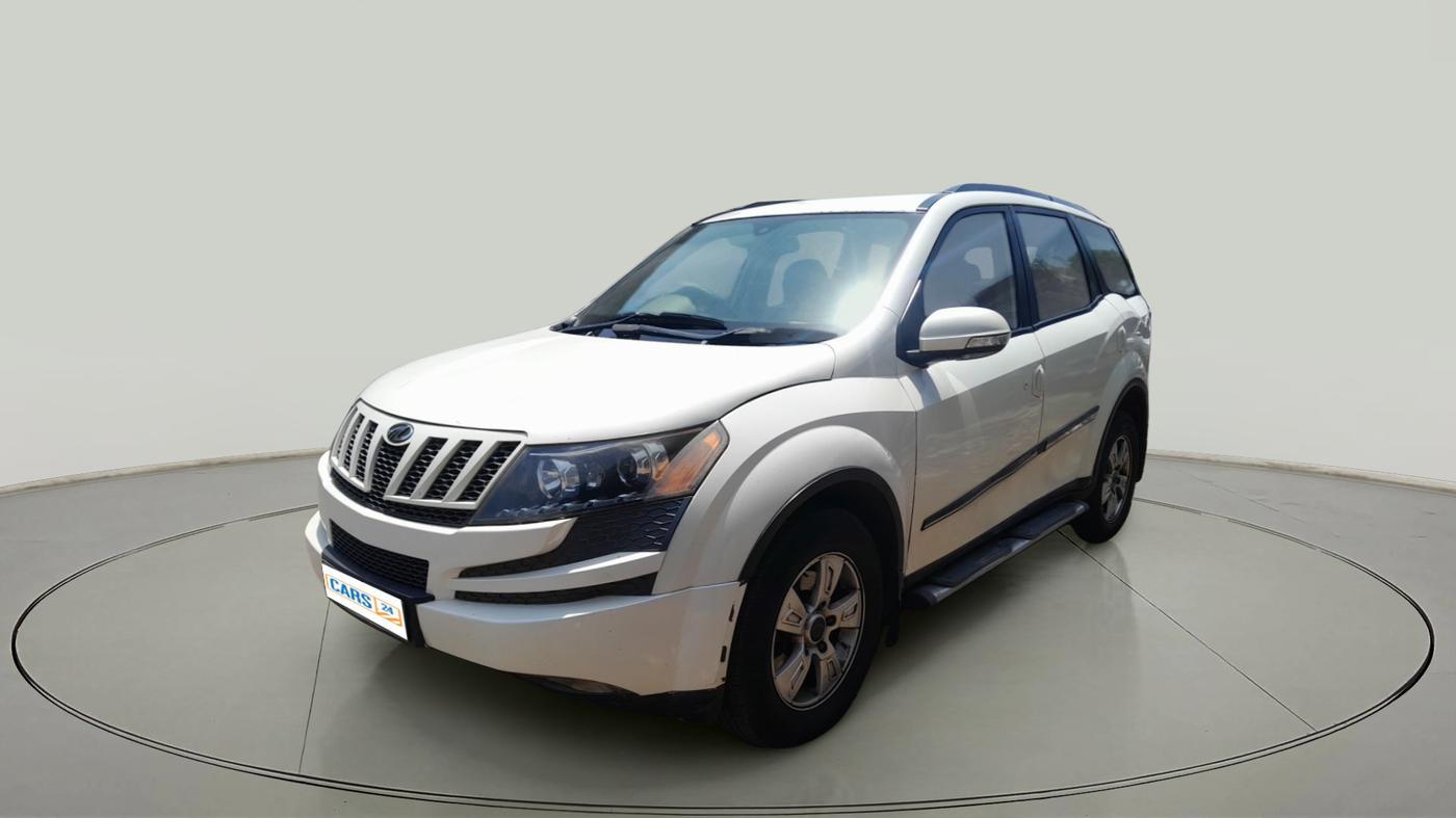 2015 Mahindra XUV500 W8, Diesel, Manual, 1,29,695 km, exterior