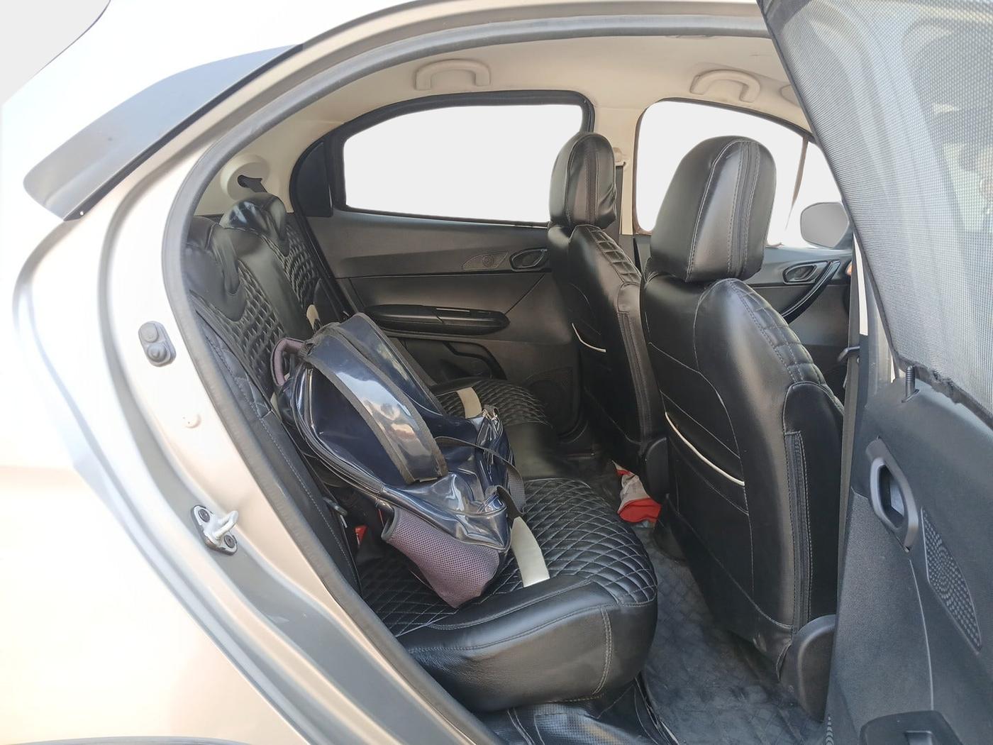 2018 Tata TIAGO NRG PETROL, Petrol, Manual, 45,316 km, interior