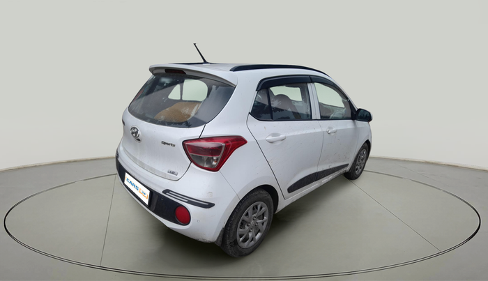 2020 Hyundai Grand i10 SPORTZ 1.2 KAPPA VTVT, Petrol, Manual, 1,19,645 km, exterior