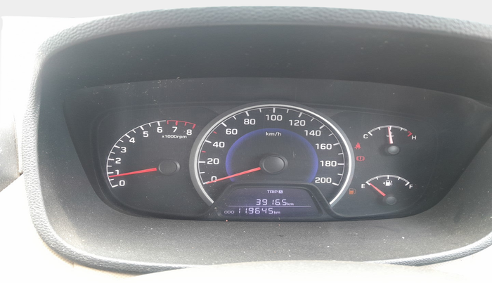 2020 Hyundai Grand i10 SPORTZ 1.2 KAPPA VTVT, Petrol, Manual, 1,19,645 km, interior