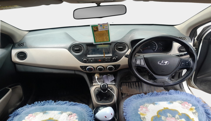 2020 Hyundai Grand i10 SPORTZ 1.2 KAPPA VTVT, Petrol, Manual, 1,19,645 km, interior