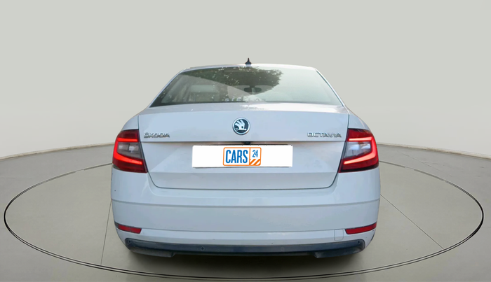 2017 Skoda Octavia 2.0 TDI L&K AT, Diesel, Automatic, 1,26,729 km, exterior