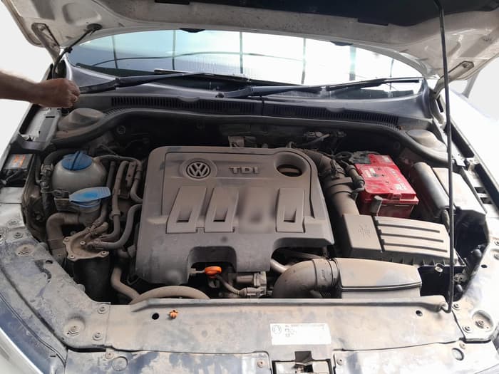 2013 Volkswagen Jetta HIGHLINE TDI, Diesel, Manual, 2,29,204 km, exterior