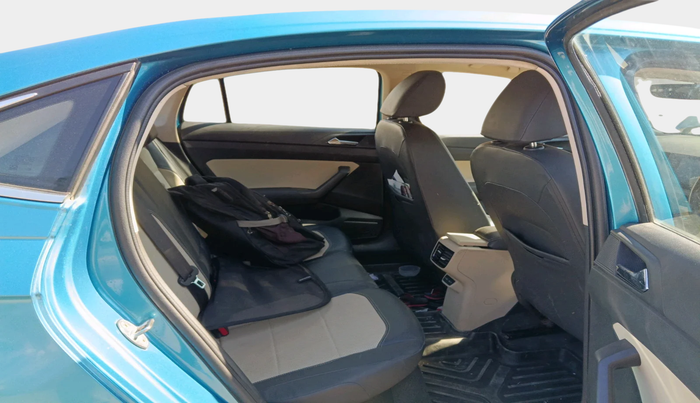 2022 Skoda SLAVIA STYLE 1.0L TSI MT, Petrol, Manual, 27,803 km, interior