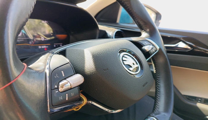 2022 Skoda SLAVIA STYLE 1.0L TSI MT, Petrol, Manual, 27,803 km, interior