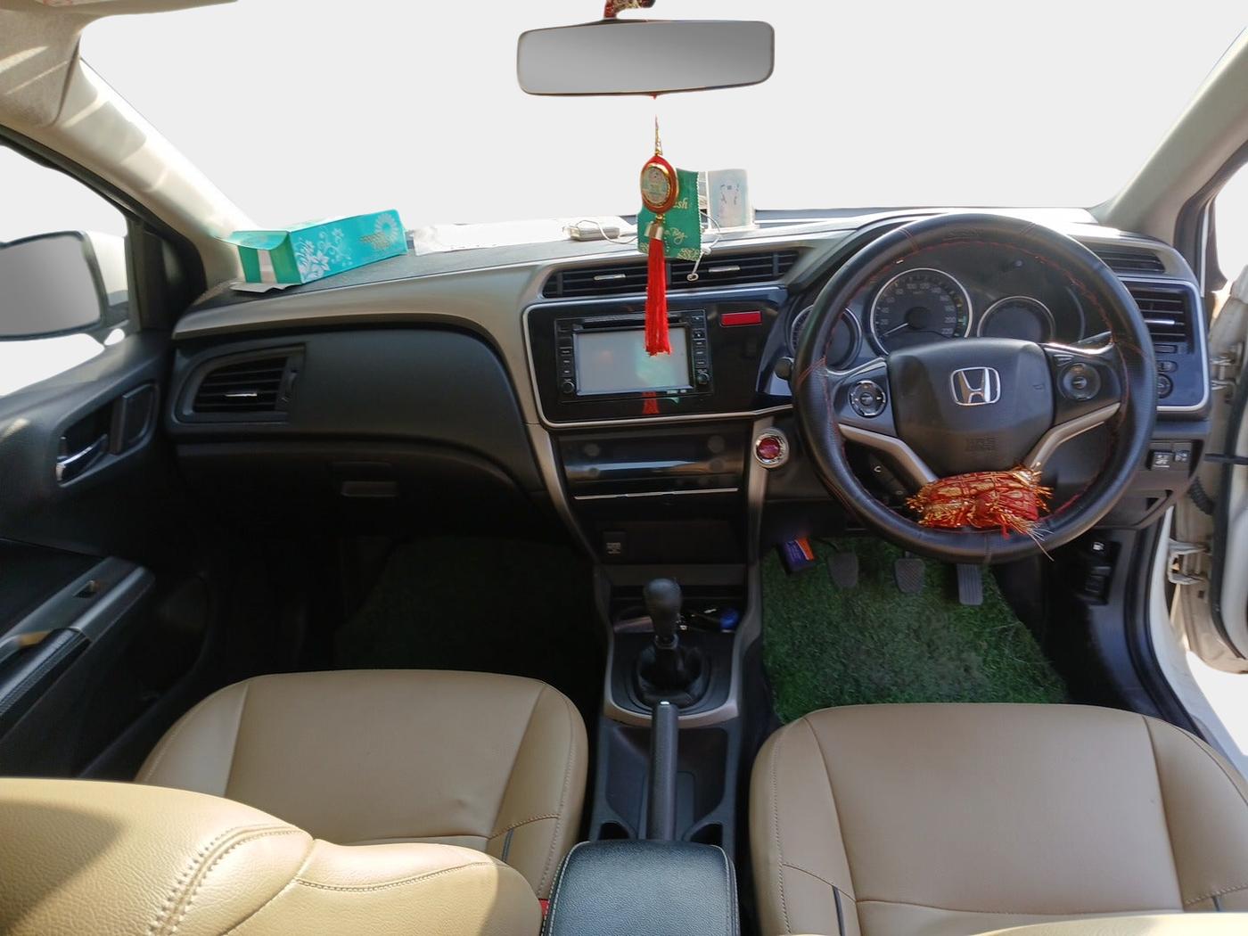 2016 Honda City 1.5L I-VTEC VX (O) MT, Petrol, Manual, 1,40,000 km, interior