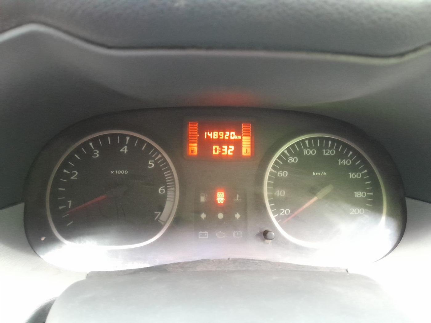 2013 Renault Duster 85 PS RXE DIESEL, Diesel, Manual, 1,48,920 km, interior