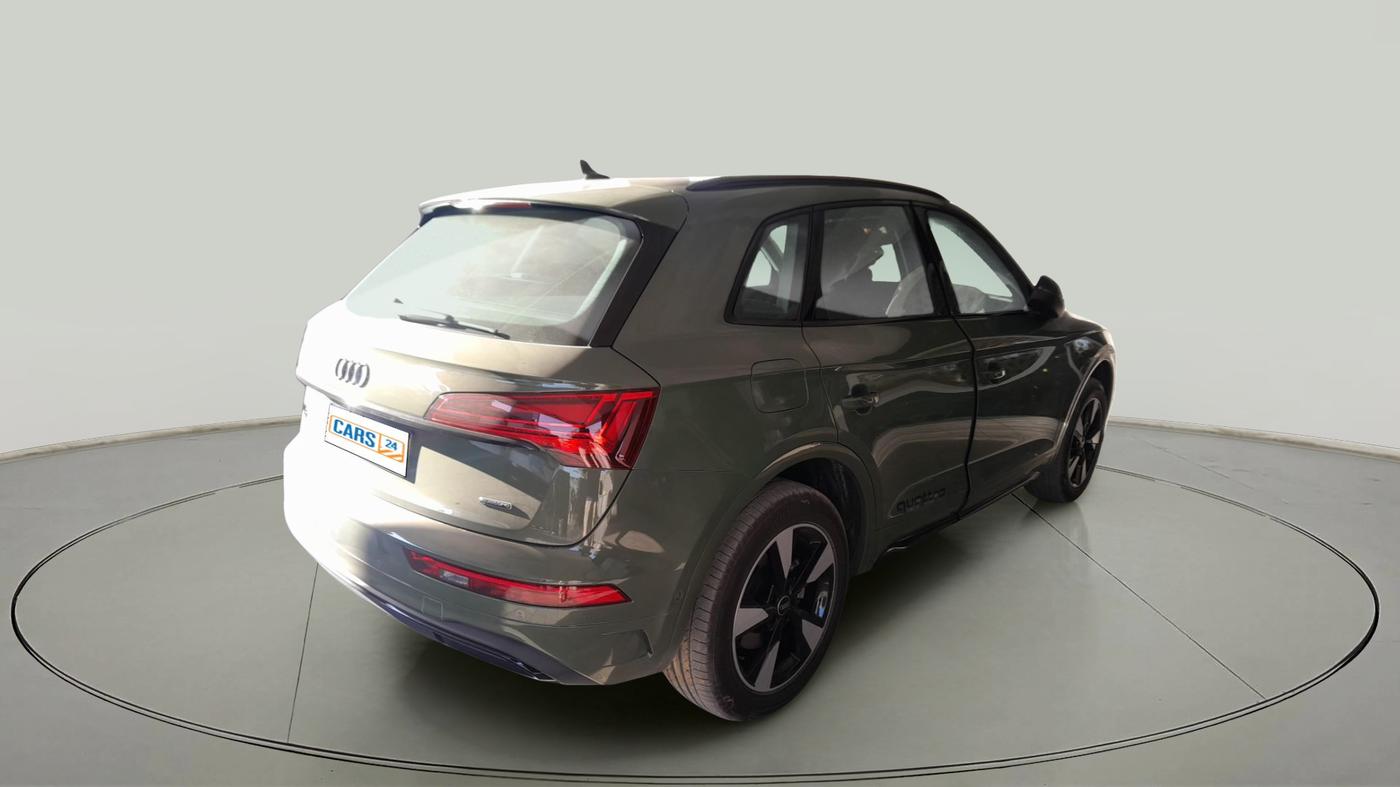 2024 Audi Q5 45 TFSI TECHNOLOGY, Petrol, Automatic, 11,039 km, exterior