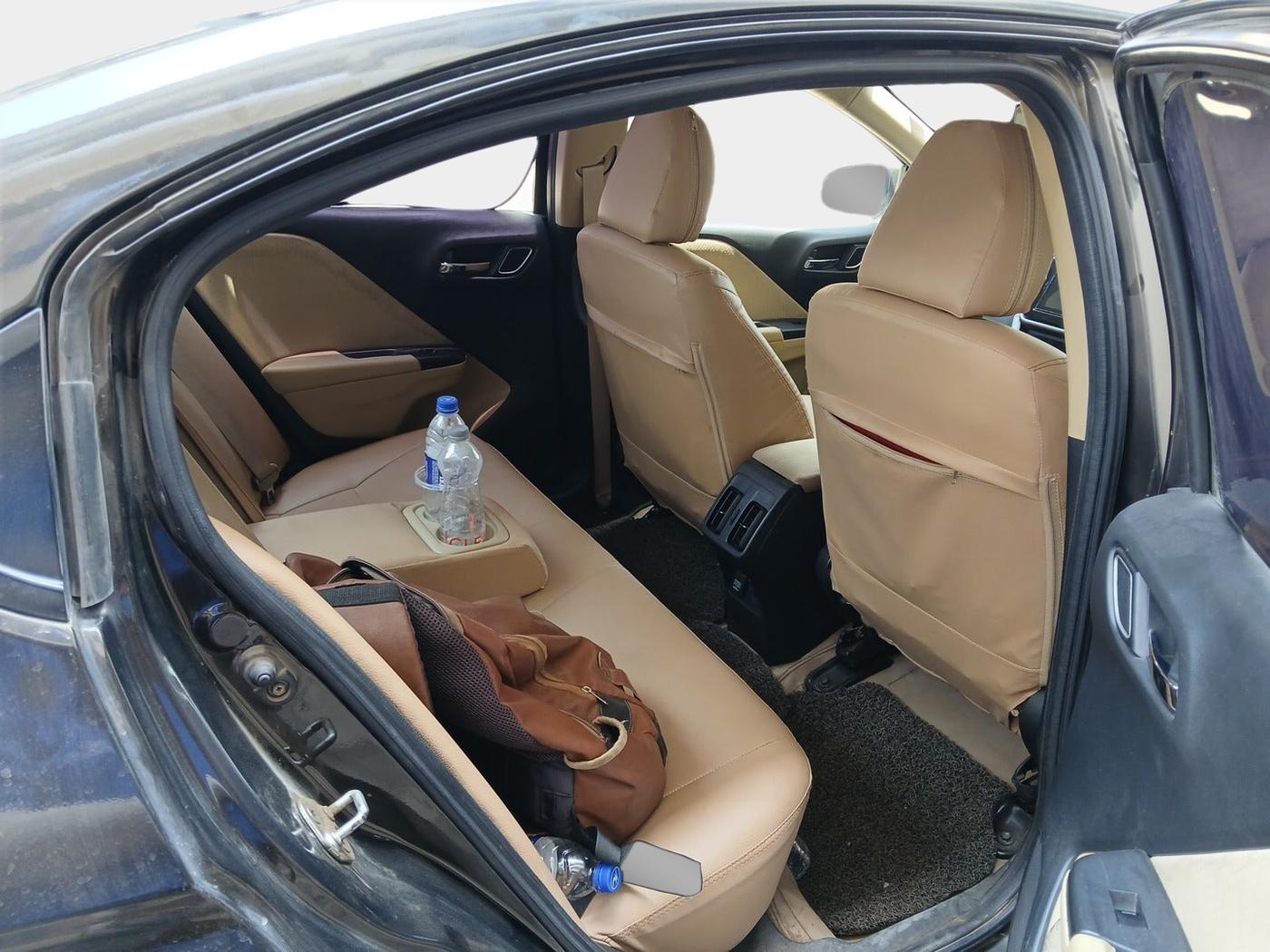 2017 Honda City 1.5L I-DTEC V, Diesel, Manual, 99,385 km, interior