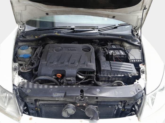2012 Skoda Laura L&K 2.0 TDI AT, Diesel, Automatic, 1,48,500 km, exterior
