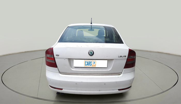 2012 Skoda Laura L&K 2.0 TDI AT, Diesel, Automatic, 1,48,058 km, exterior