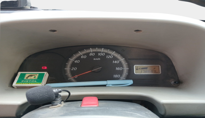 2017 Maruti Eeco 5 STR WITH A/C+HTR CNG, Petrol, Manual, 1,78,689 km, interior