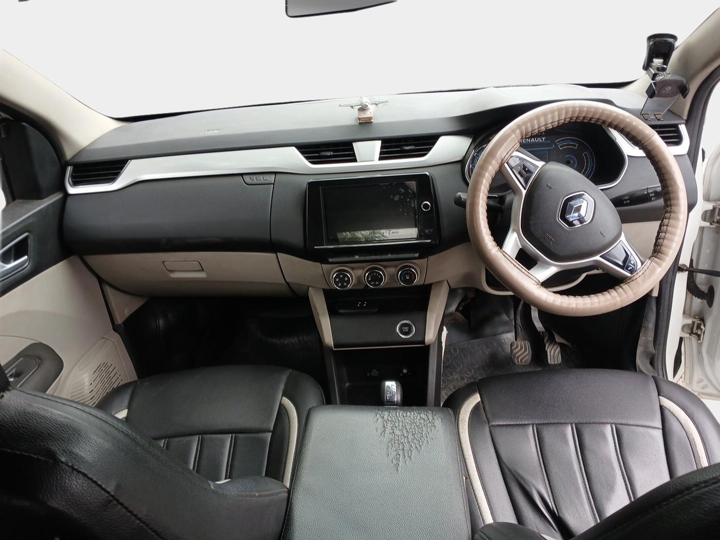 2021 Renault TRIBER RXZ AMT, Petrol, Automatic, 1,25,249 km, interior