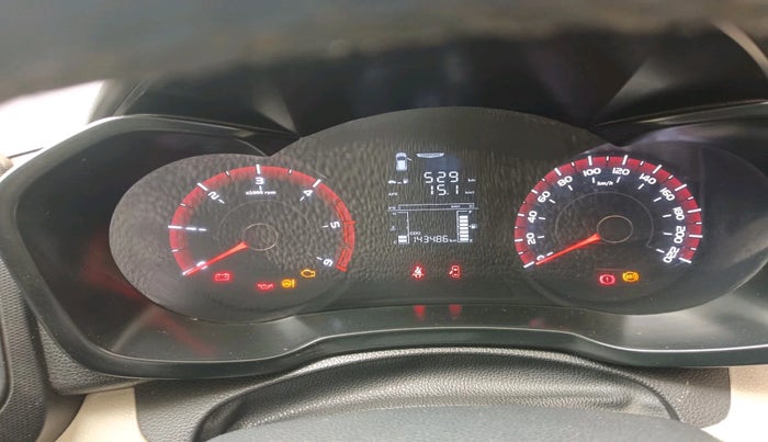 2020 Mahindra XUV300 W4 1.5 DIESEL, Diesel, Manual, 1,43,486 km, interior