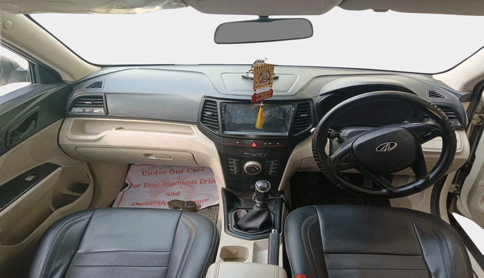 2020 Mahindra XUV300 W4 1.5 DIESEL, Diesel, Manual, 1,43,486 km, interior
