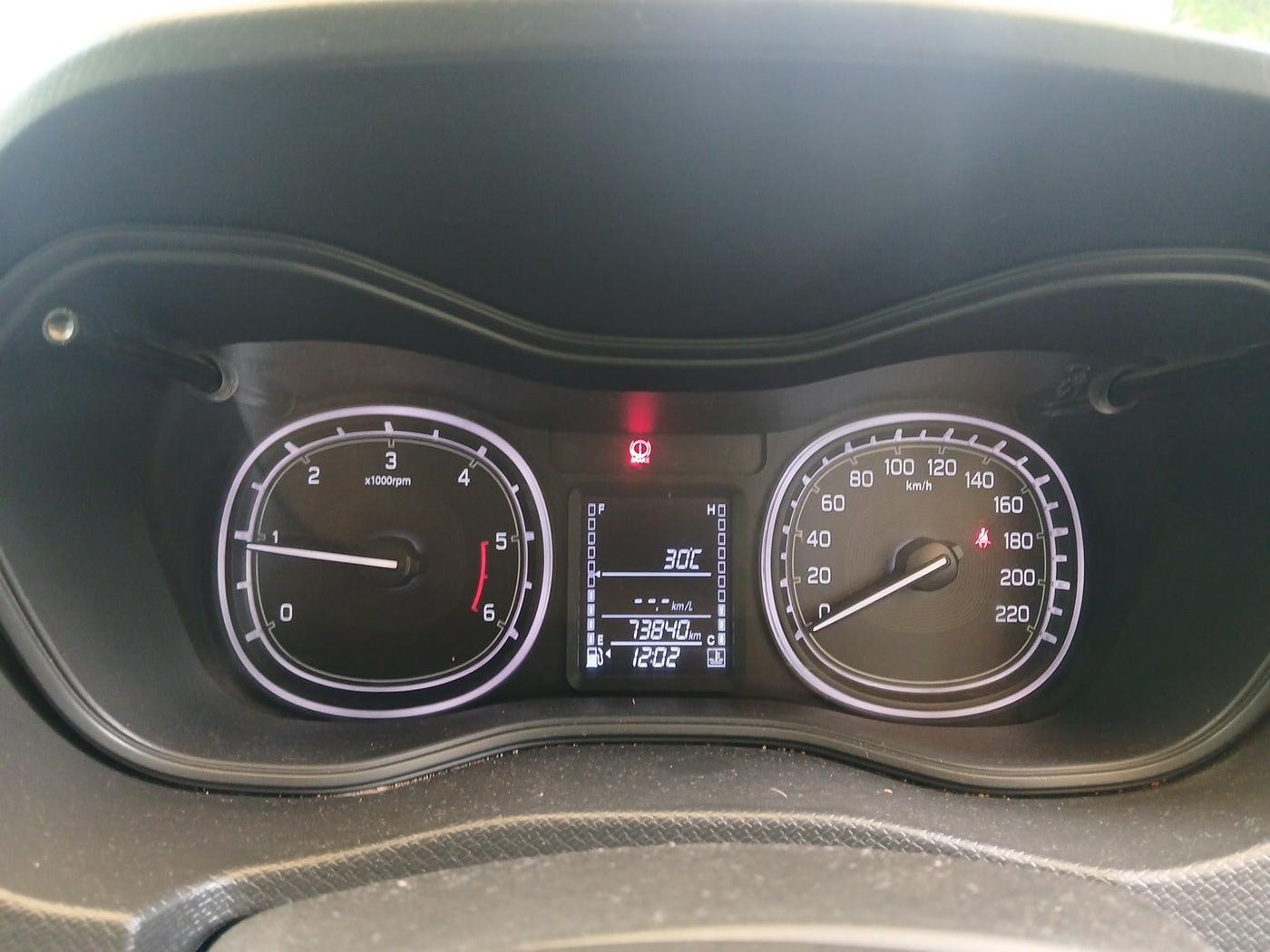 2017 Maruti Vitara Brezza ZDI PLUS DUAL TONE, Diesel, Manual, 73,840 km, interior