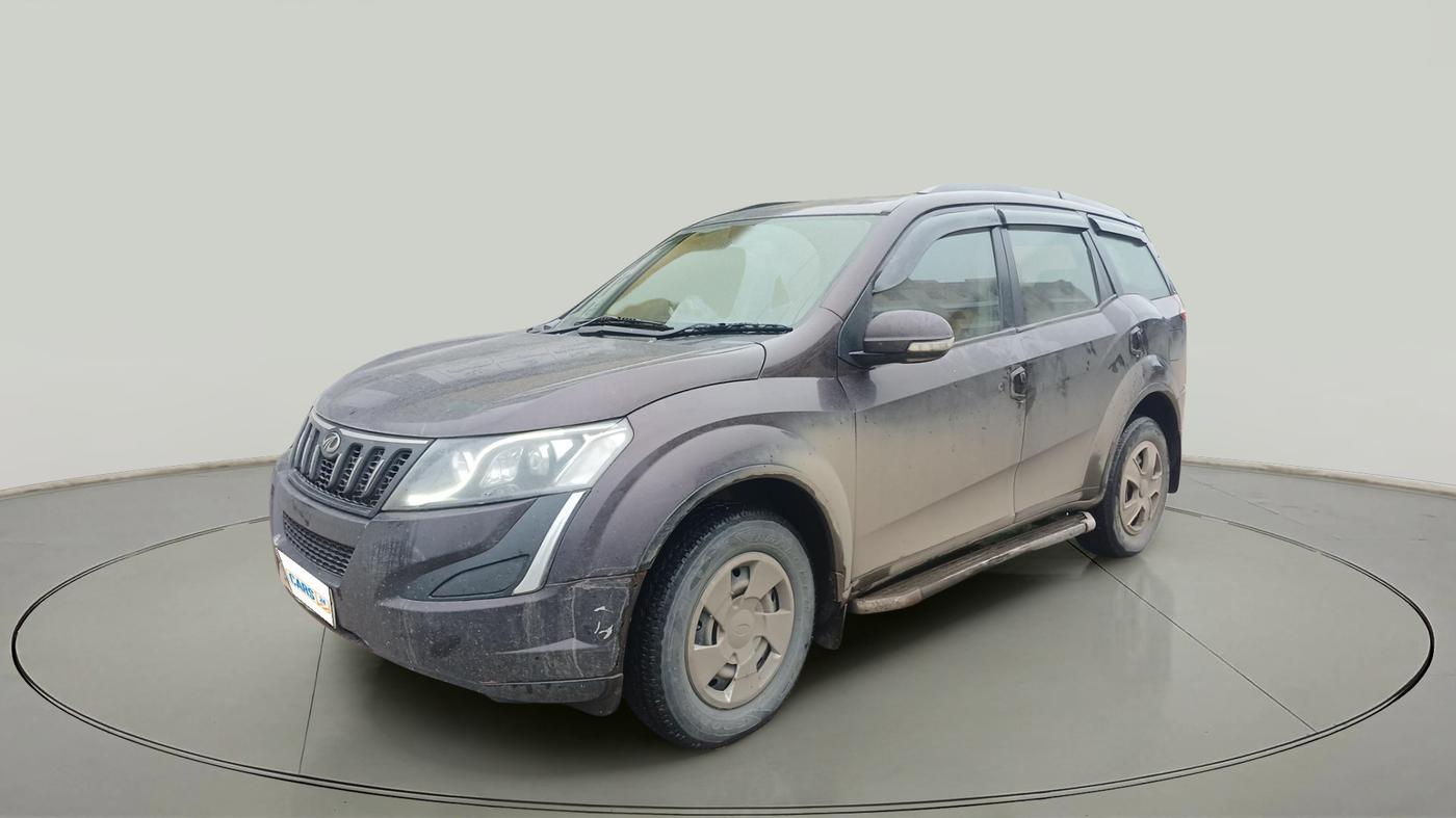 2016 Mahindra XUV500 W6 1.99, Diesel, Manual, 1,25,576 km, exterior