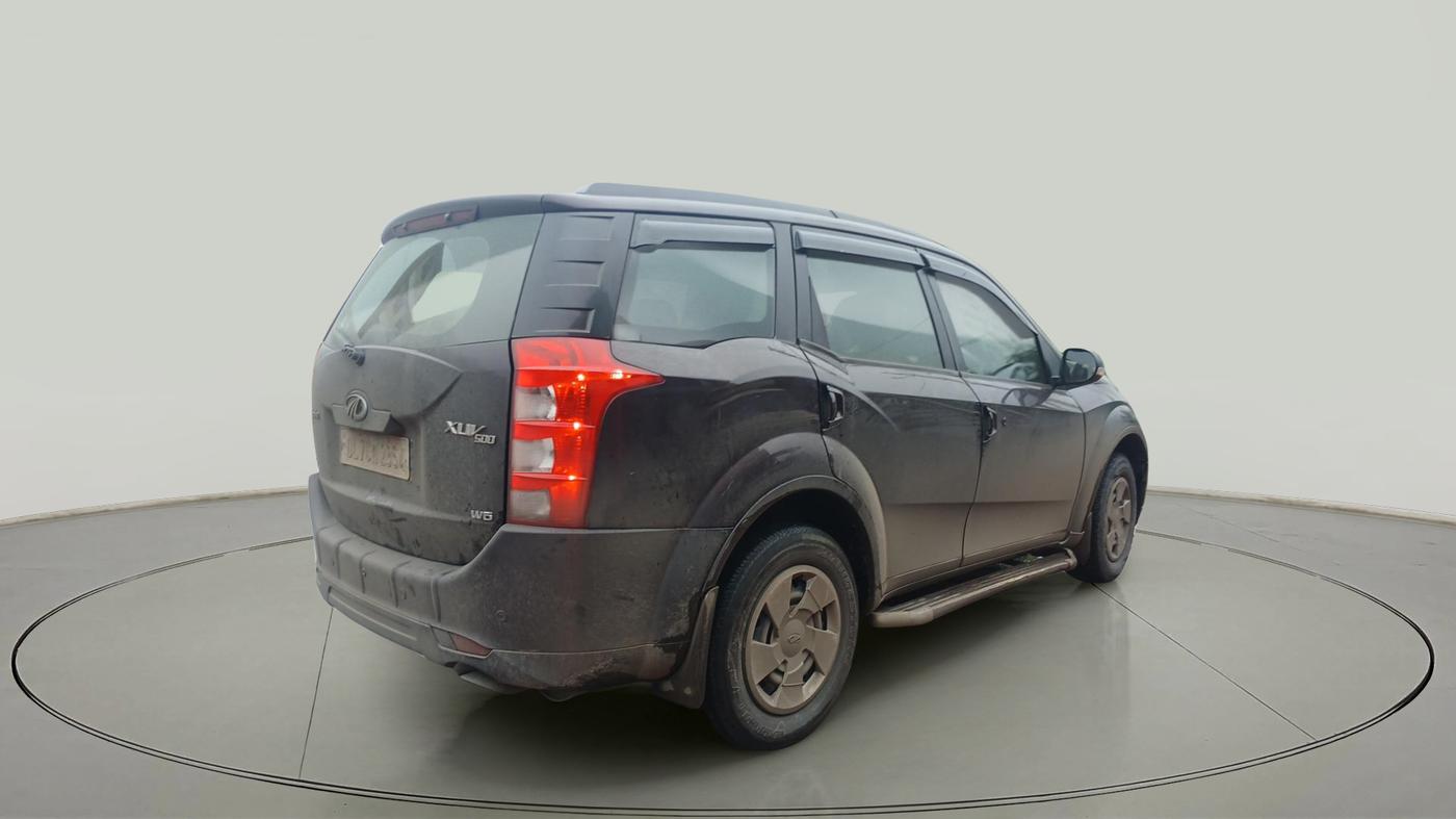2016 Mahindra XUV500 W6 1.99, Diesel, Manual, 1,25,576 km, exterior