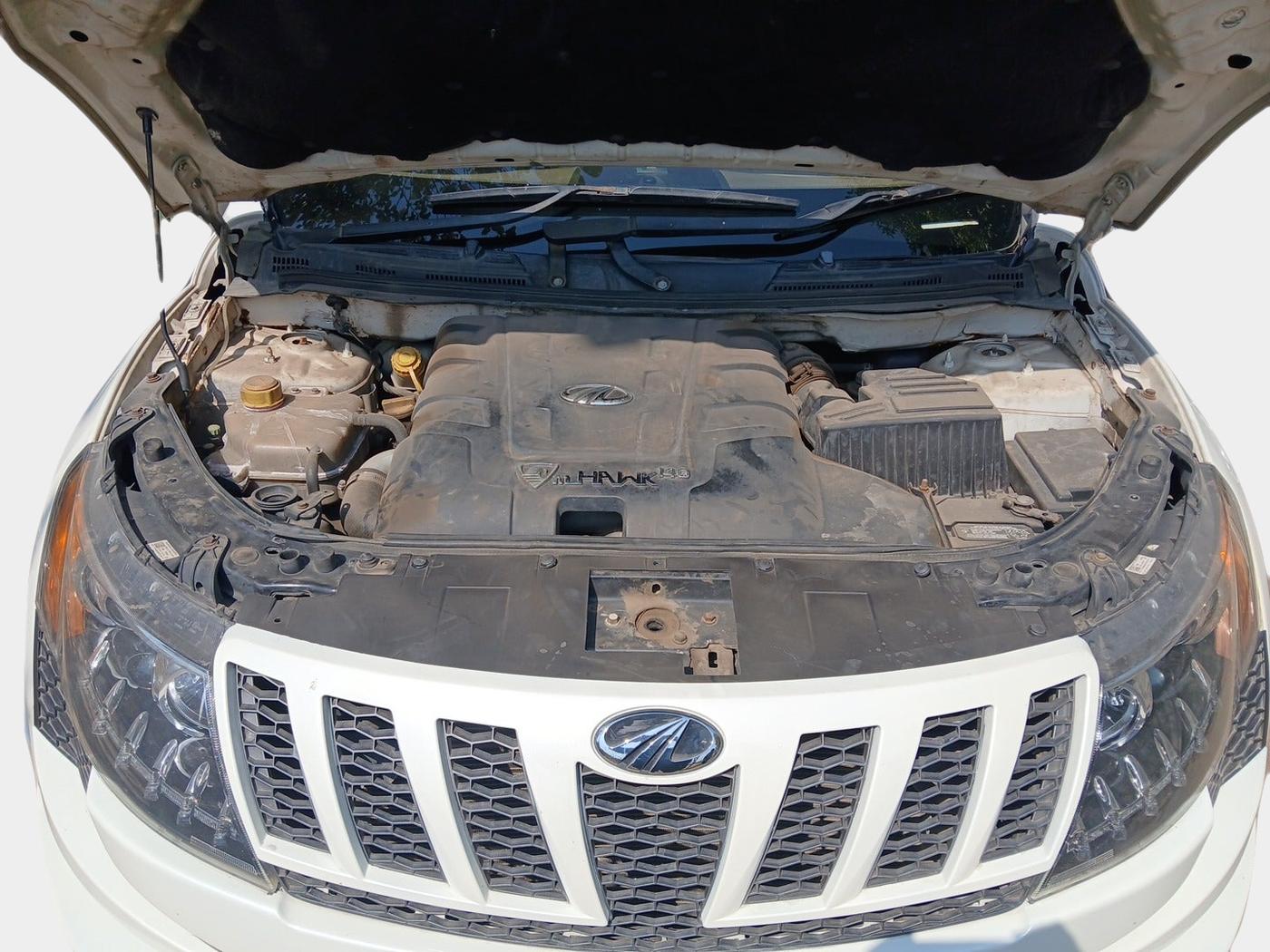 2012 Mahindra XUV500 W8, Diesel, Manual, 72,332 km, exterior