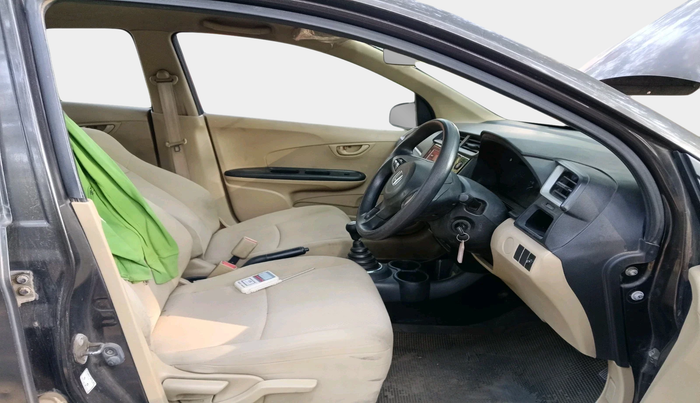 2016 Honda Amaze 1.5L I-DTEC S, Diesel, Manual, 1,59,468 km, interior