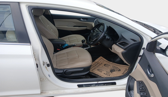 2019 Hyundai Verna 1.6 VTVT SX, Petrol, Manual, 68,440 km, interior