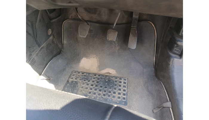 2017 Honda WR-V 1.5L I-DTEC VX MT, Diesel, Manual, 3,69,666 km, interior