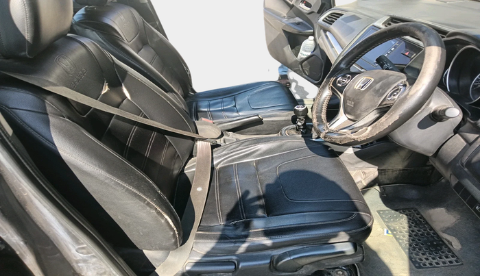 2017 Honda WR-V 1.5L I-DTEC VX MT, Diesel, Manual, 3,69,666 km, interior