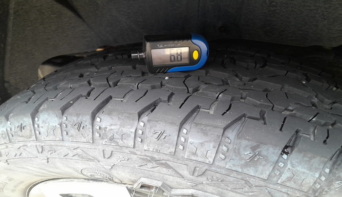 2024 Mahindra Thar Roxx  AX7 L Petrol AT 2WD, Petrol, Automatic, 3,824 km, tyre