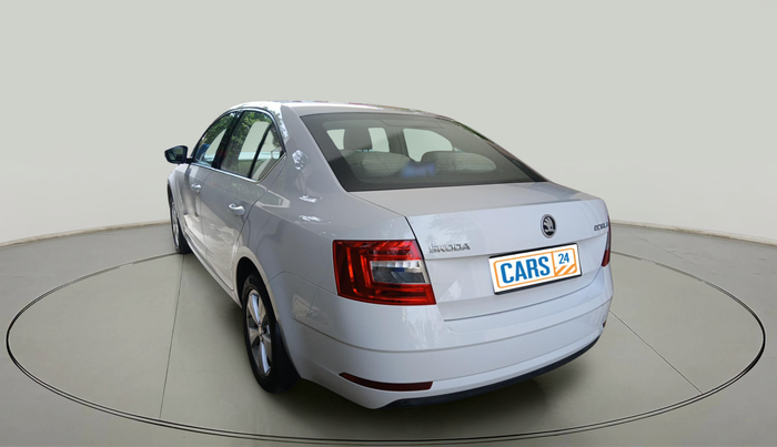 2018 Skoda Octavia 2.0 TDI CR STYLE AT, Diesel, Automatic, 85,219 km, exterior