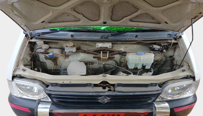 2017 Maruti Eeco 7 STR, Petrol, Manual, 80,157 km, exterior