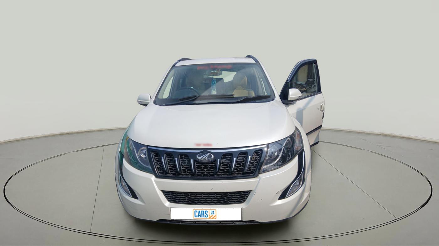 2016 Mahindra XUV500 W6, Diesel, Manual, 44,58,458 km, exterior