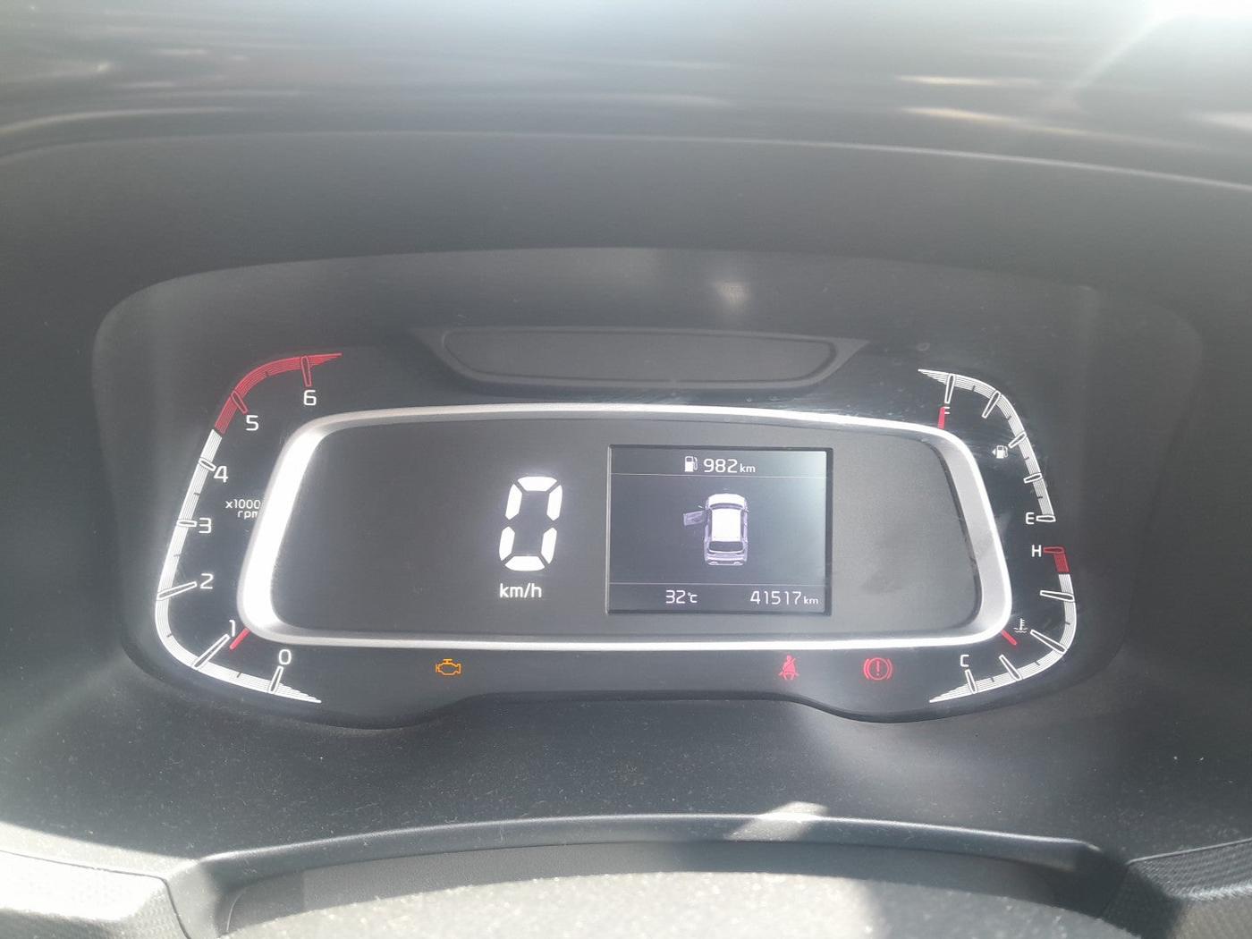 2022 KIA SONET HTK PLUS 1.5, Diesel, Manual, 42,000 km, interior