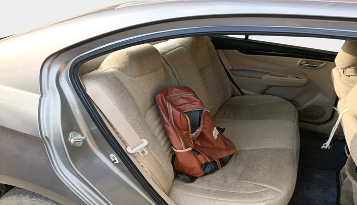 2016 Maruti Ciaz VDI+ SHVS, Diesel, Manual, 80,392 km, interior