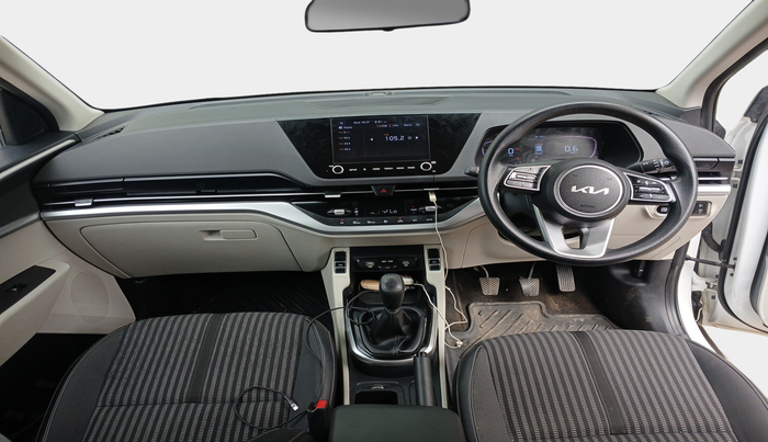 2022 KIA CARENS PRESTIGE PLUS 1.4 PETROL 7 STR, Petrol, Manual, 24,594 km, interior
